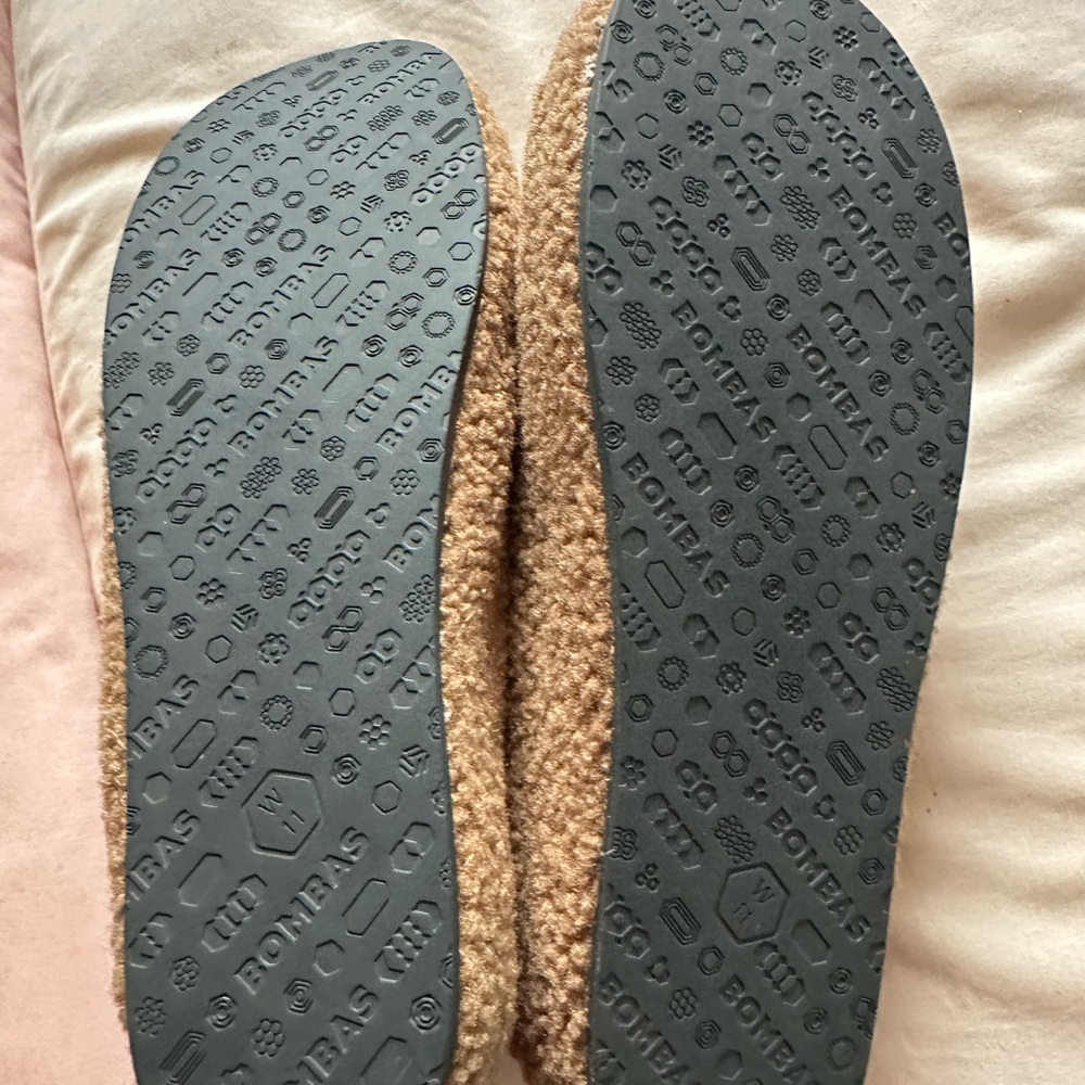 NWT in box Women’s Bombas Sunday Slipper - Picture 3 of 6